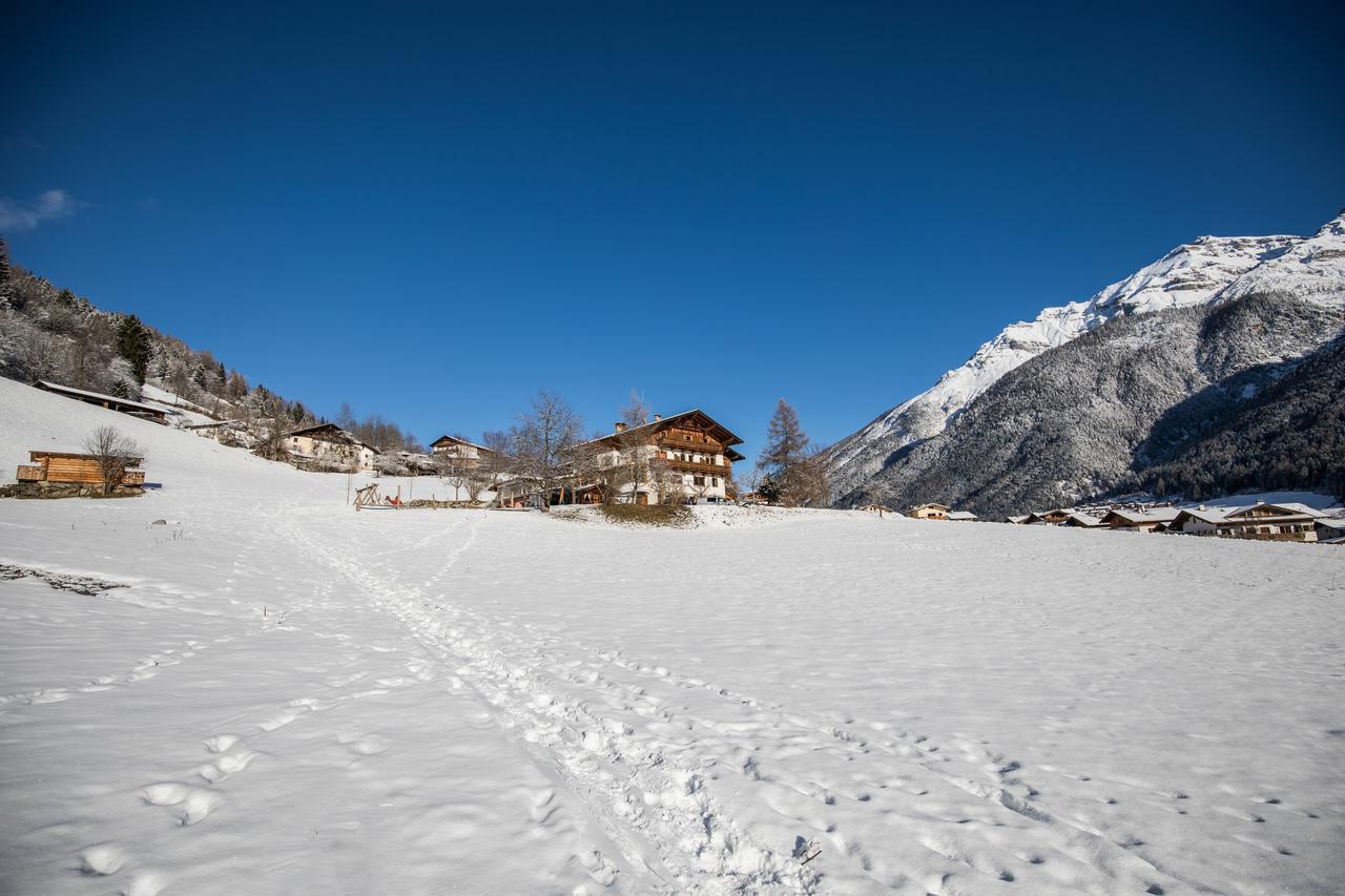 Ladestatthof Hotel Neustift im Stubaital Exterior photo